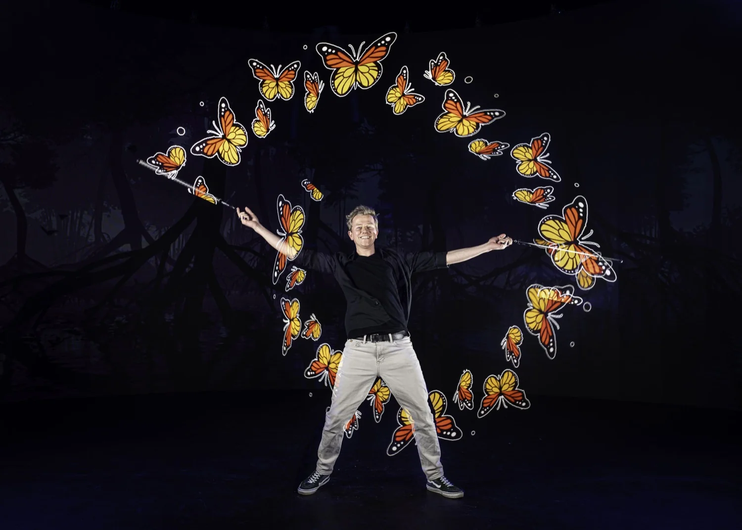 Photon light show with projection